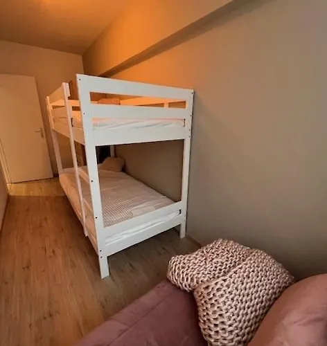 Zonnig In Duinbergen * קנוקה-הייסט